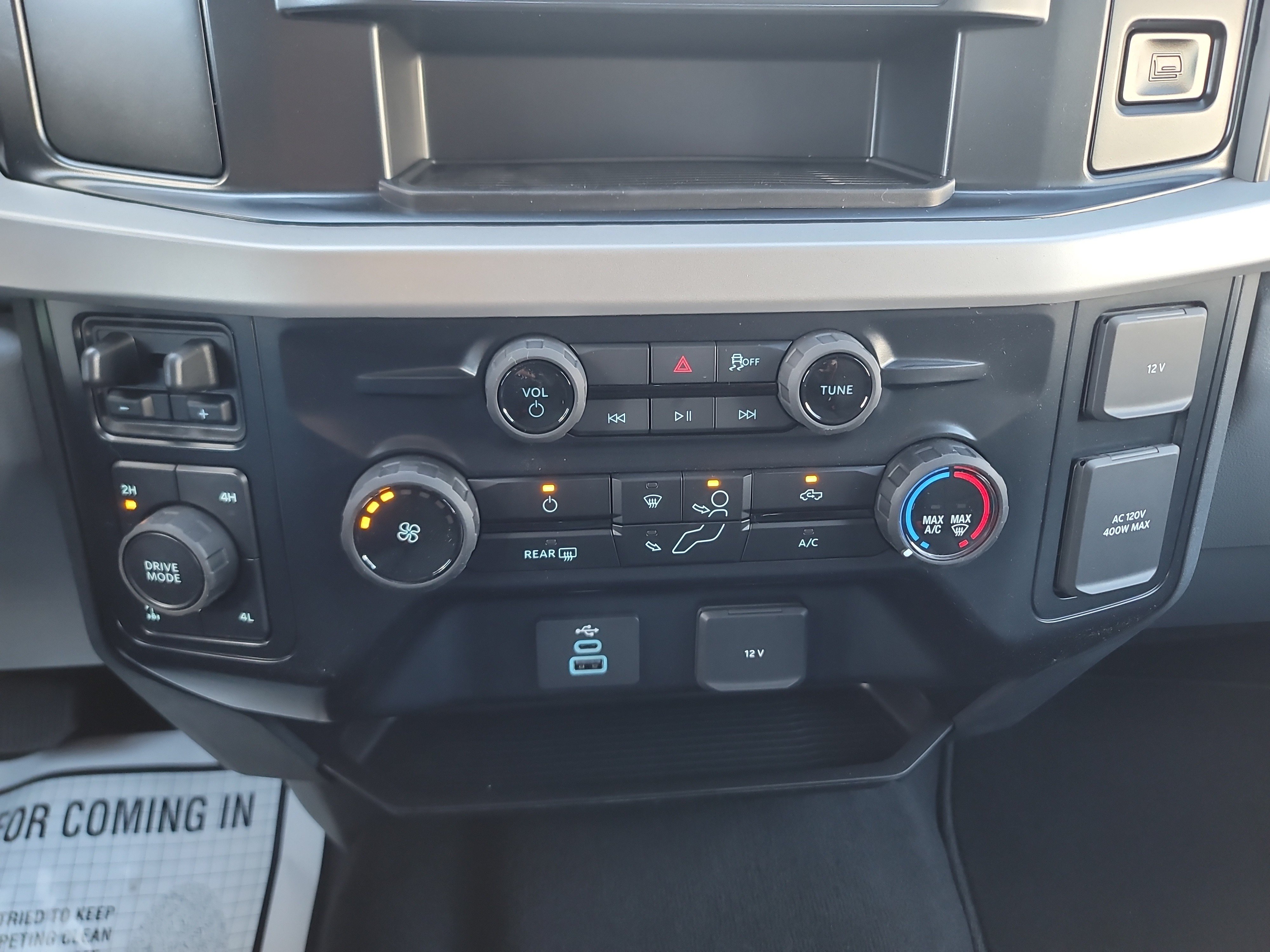 New 2026 Ford F350 XLT w/ FX4 Off-Road Package AWD/4WD image 24