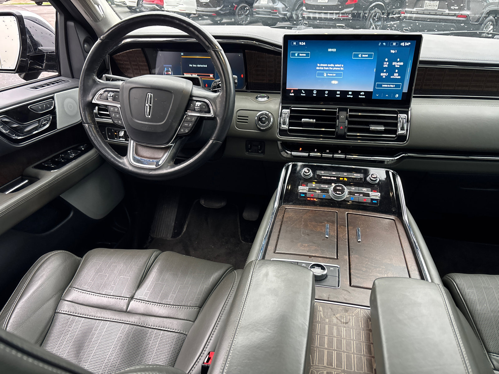 Certified 2022 Lincoln Navigator Black Label image 30