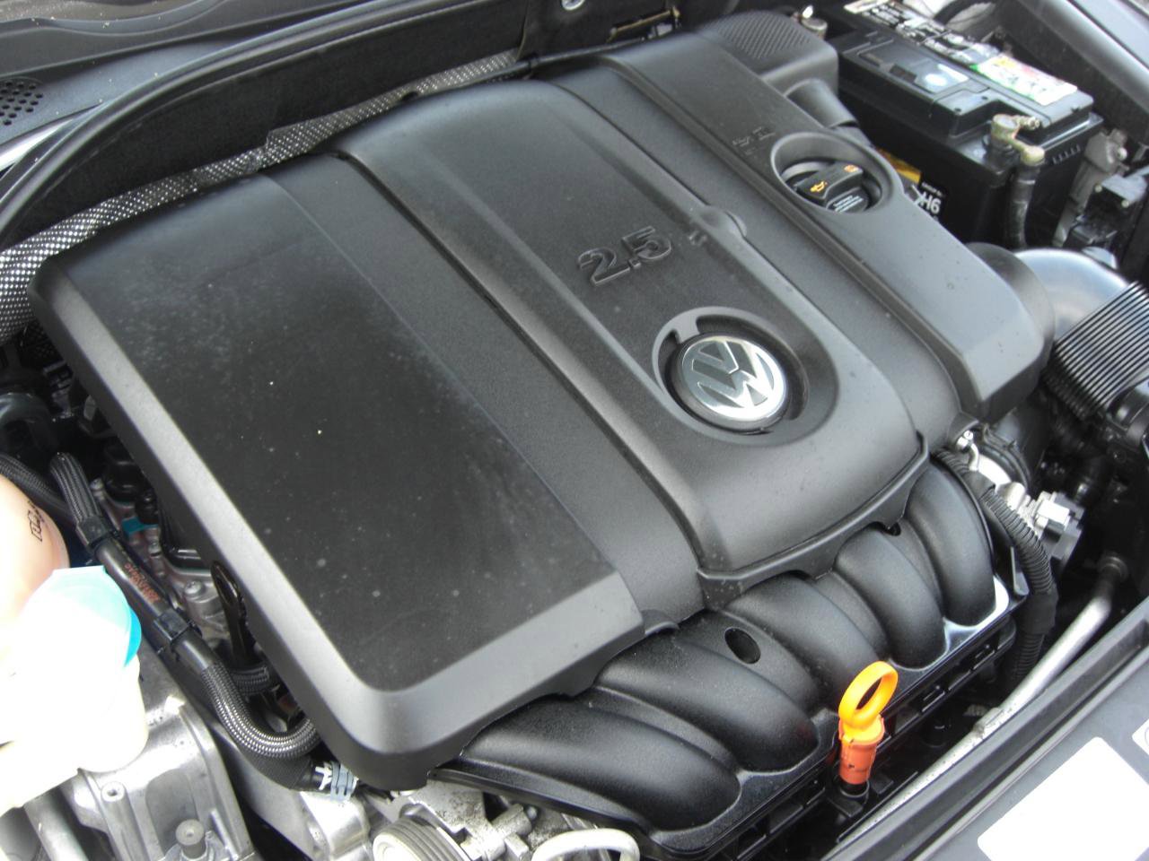 Used 2012 Volkswagen Passat 2.5 SE image 20
