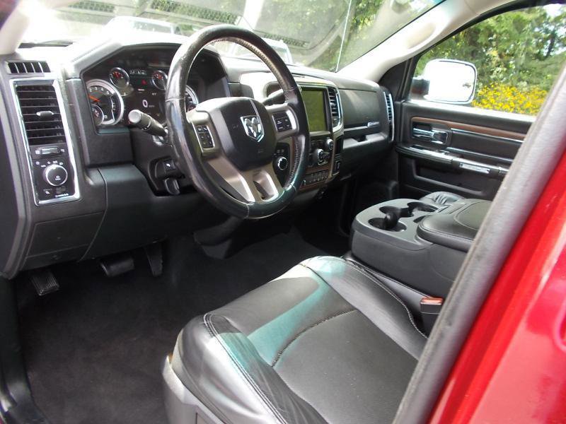 Used 2015 RAM 3500 Laramie AWD/4WD image 29
