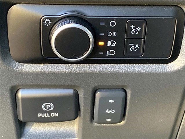 Used 2024 Ford Expedition XLT image 23