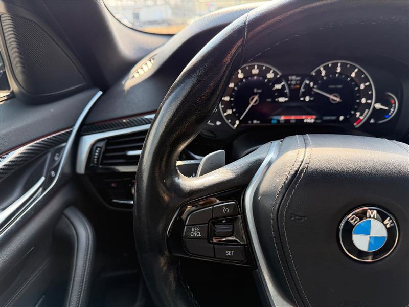 Used 2018 BMW 530i xDrive image 22