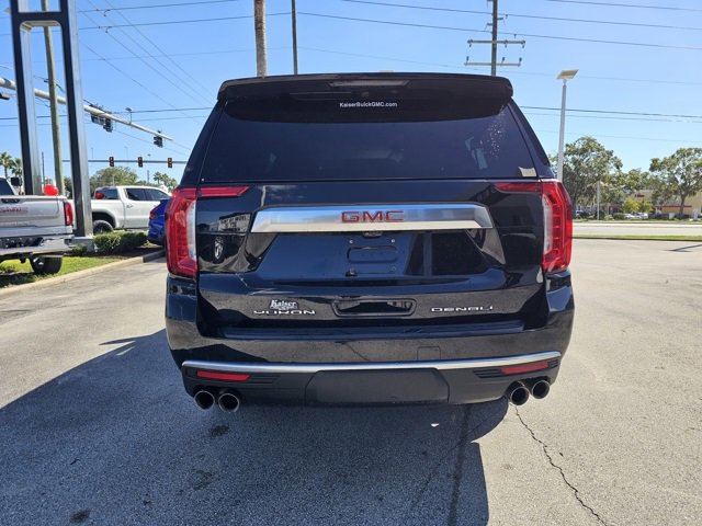 Used 2022 GMC Yukon XL Denali w/ Denali Ultimate Package image 4