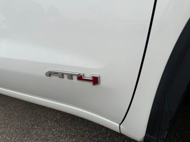 Used 2024 GMC Sierra 1500 AT4 w/ Technology Package AWD/4WD image 13