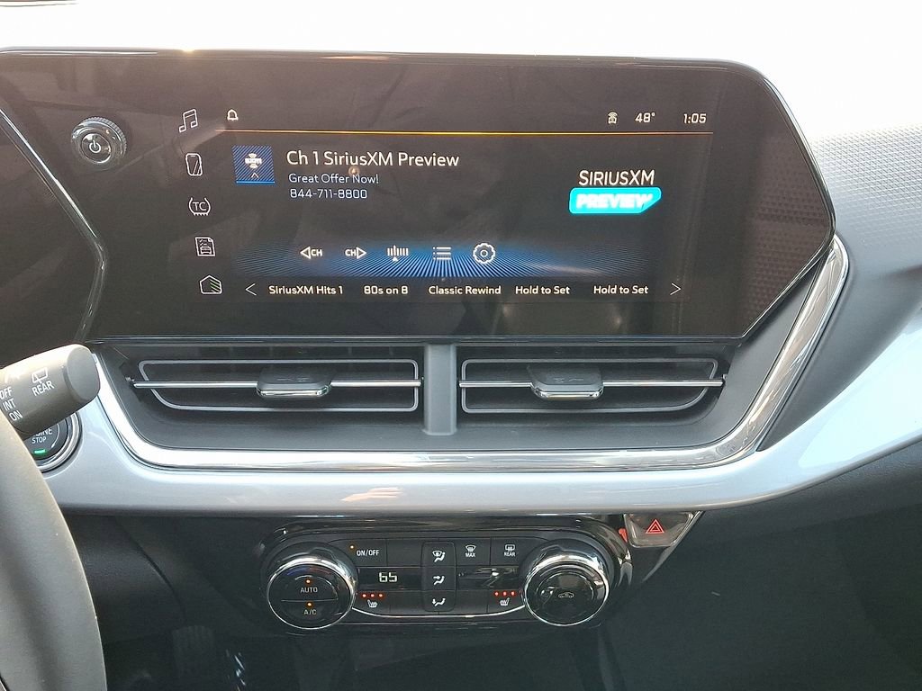 New 2026 Chevrolet Trax LT w/ Sunroof Package image 8