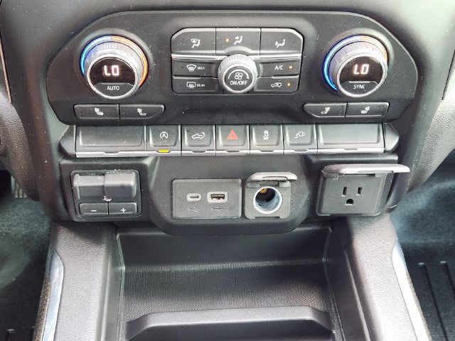 Used 2020 Chevrolet Silverado 1500 RST w/ Texas Edition RWD image 19