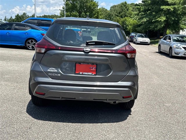 New 2025 Nissan Kicks Play S image 5