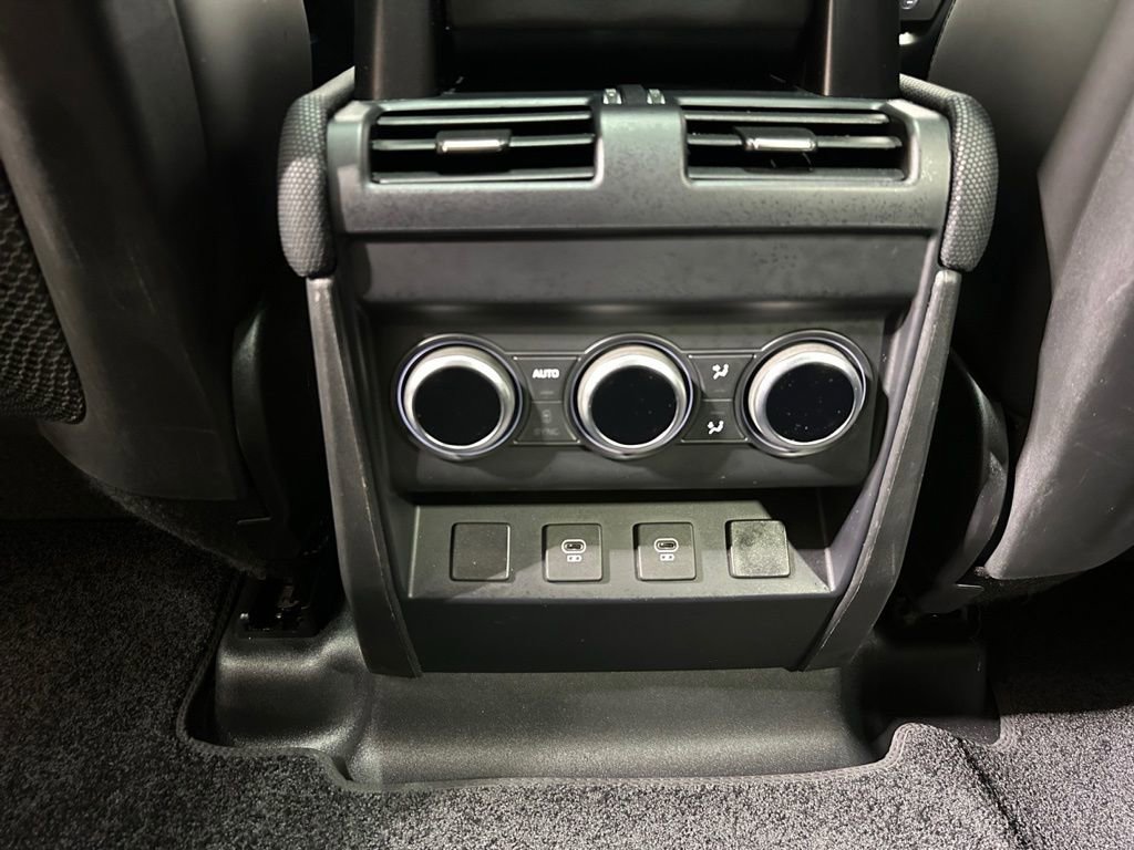 Used 2025 Land Rover Defender 130 Outbound AWD/4WD image 15