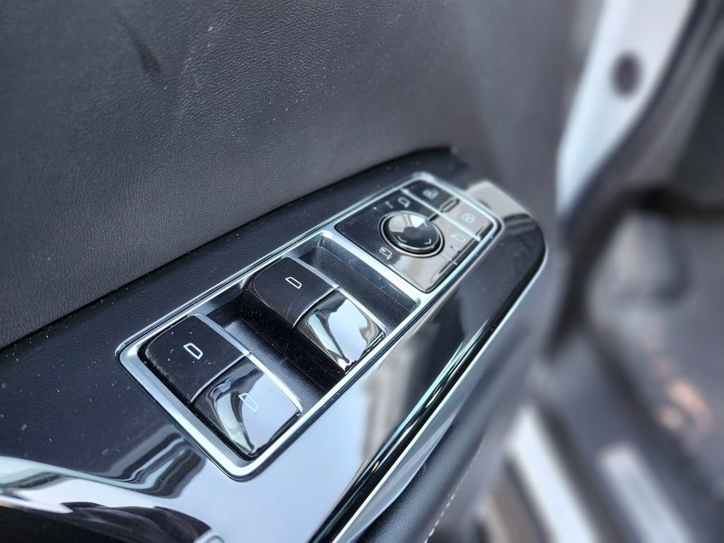 Certified 2026 Cadillac Escalade Platinum Sport w/ LPO, Floor Liner Package image 18