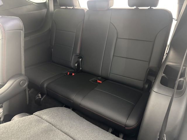 Used 2026 Chevrolet Traverse RS w/ LPO, Floor Liner Package image 23