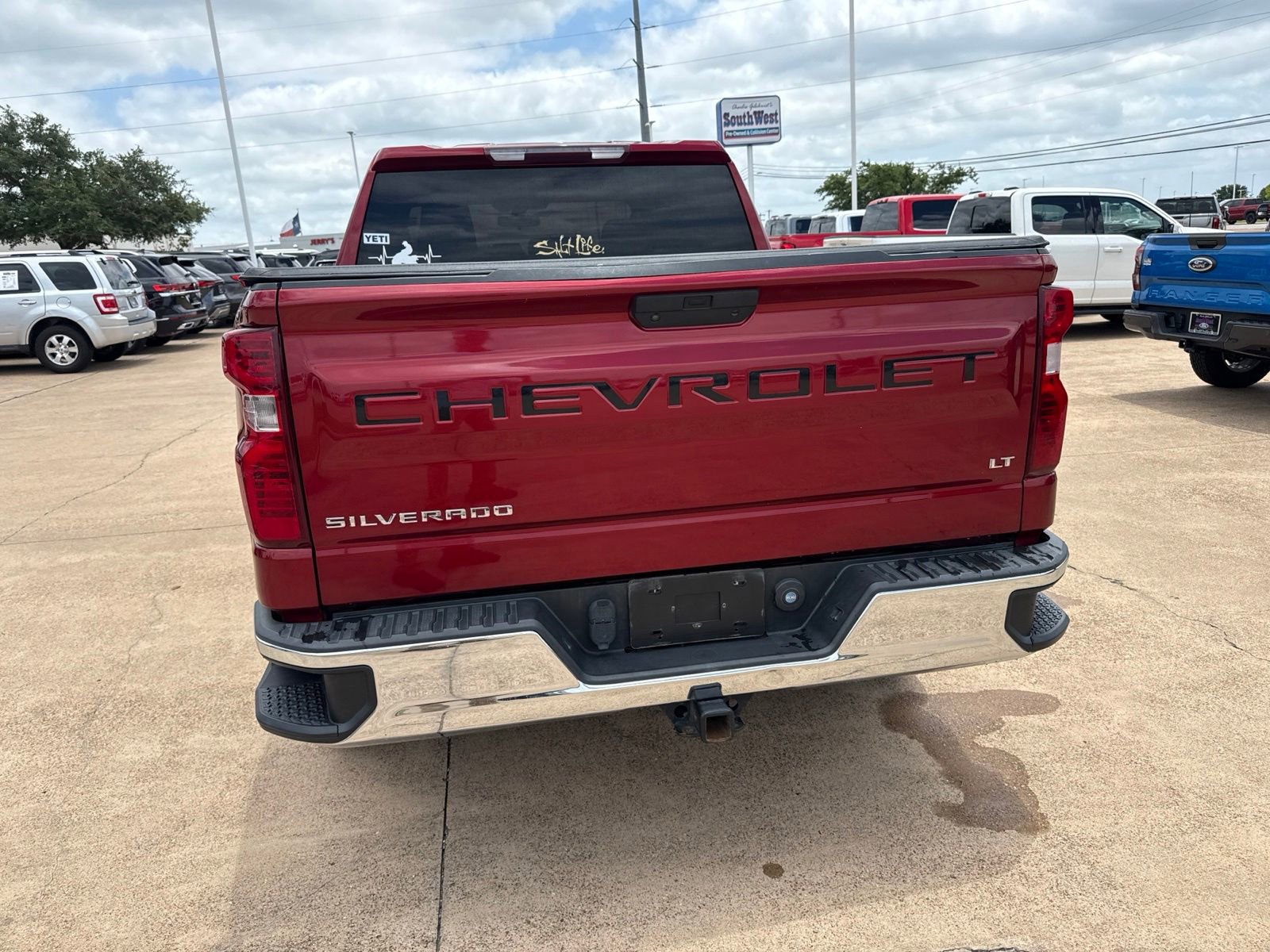 Used 2019 Chevrolet Silverado 1500 LT w/ Texas Edition RWD image 6