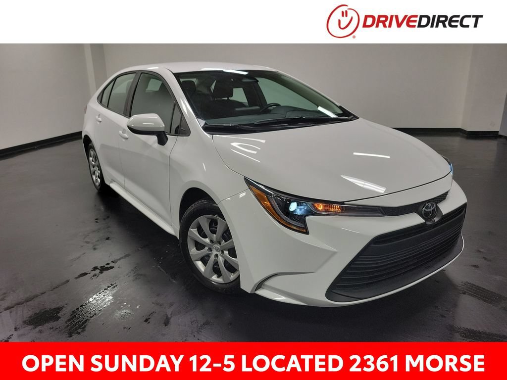 Used 2026 Toyota Corolla LE FWD image 1