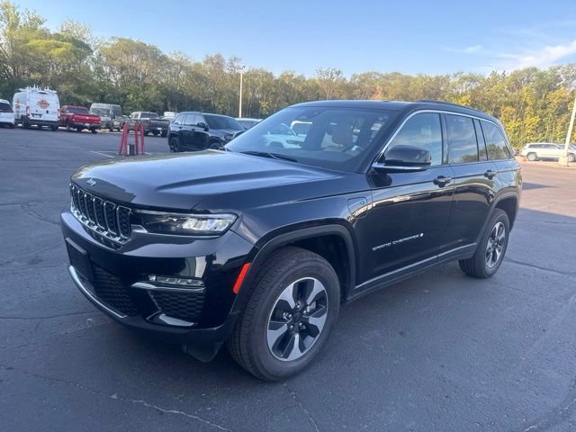 Used 2024 Jeep Grand Cherokee Limited 4xe AWD/4WD image 3