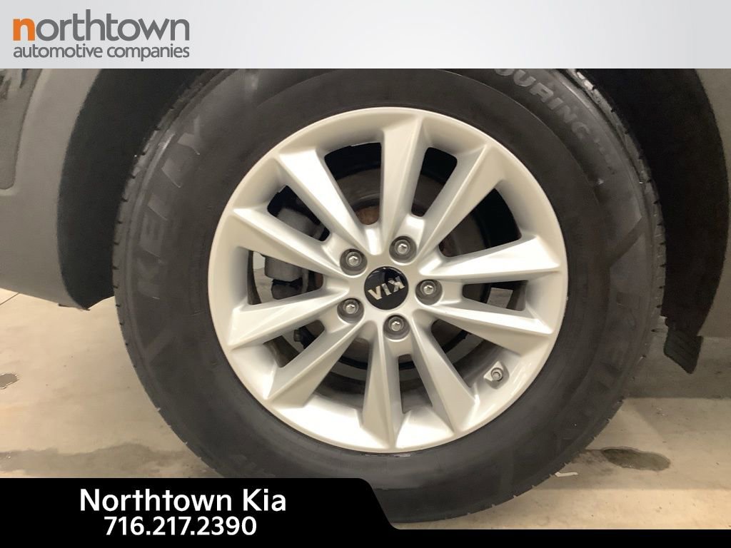 Used 2019 Kia Sorento LX image 26