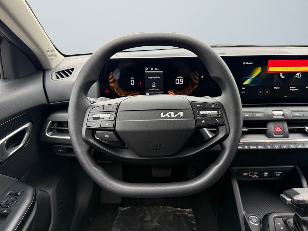 New 2025 Kia K4 LXS image 12