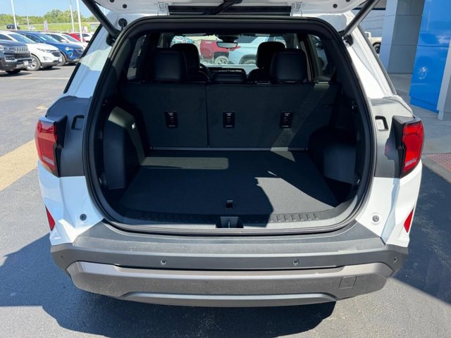 New 2027 GMC Terrain Elevation w/ Elevation Premium Package AWD/4WD image 7