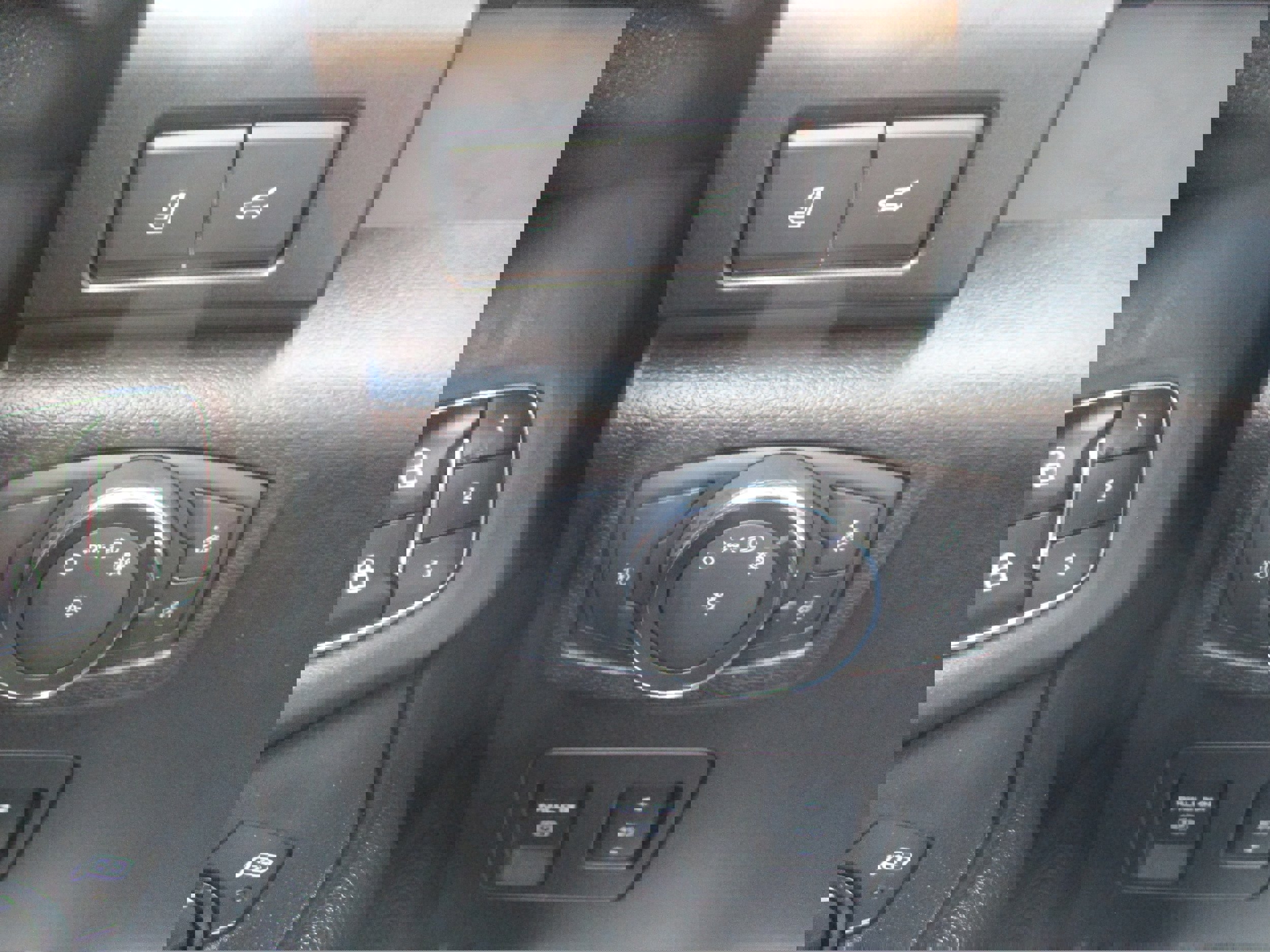 Used 2018 Ford Expedition Max Limited w/ Equipment Group 301A AWD/4WD image 24