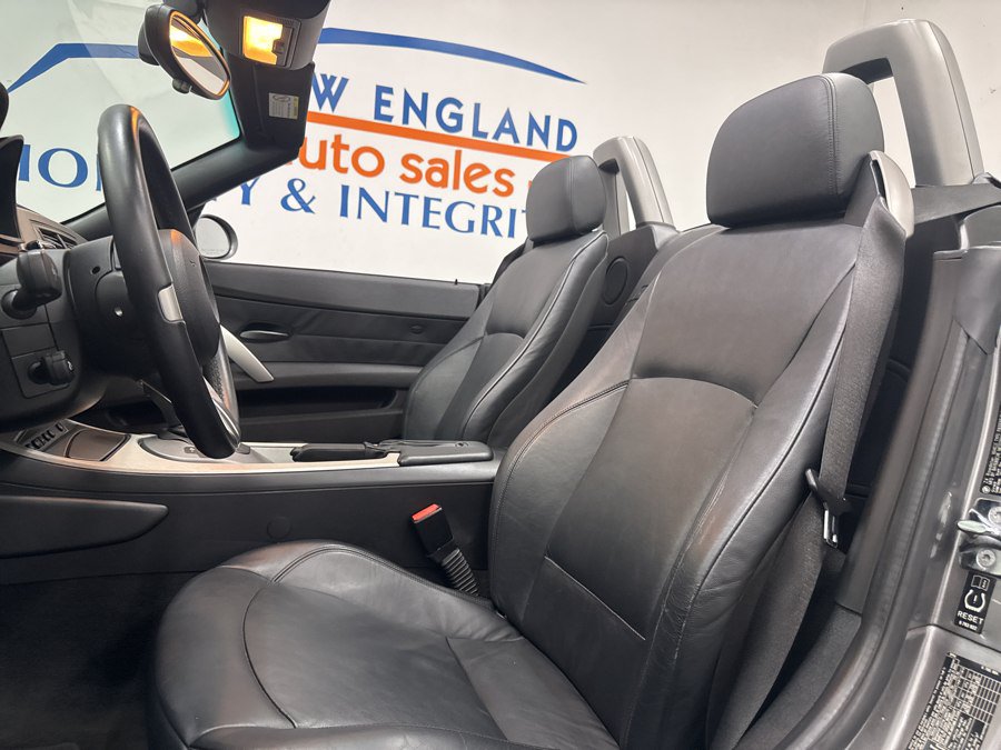 Used 2003 BMW Z4 2.5i RWD image 11