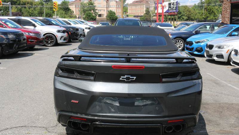 Used 2017 Chevrolet Camaro SS w/ LPO, Ground Effects Package RWD image 7