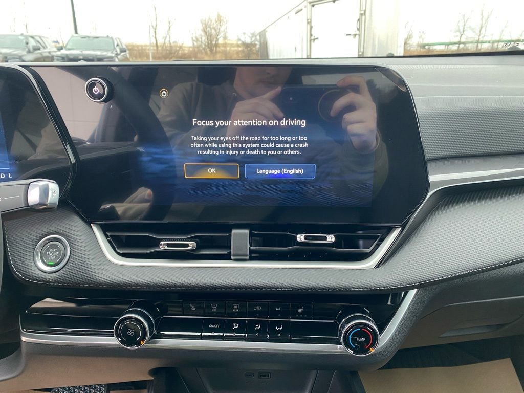 New 2026 Chevrolet Equinox LT w/ Midnight Edition image 15