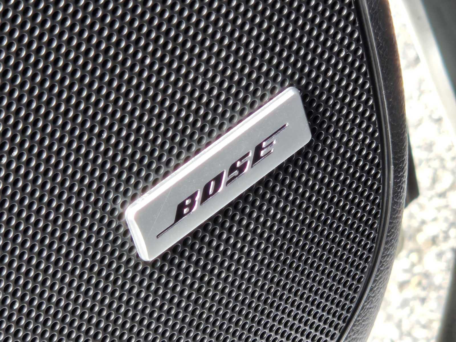 Used 2020 Buick Enclave Premium w/ Sun and Sites Package FWD image 22