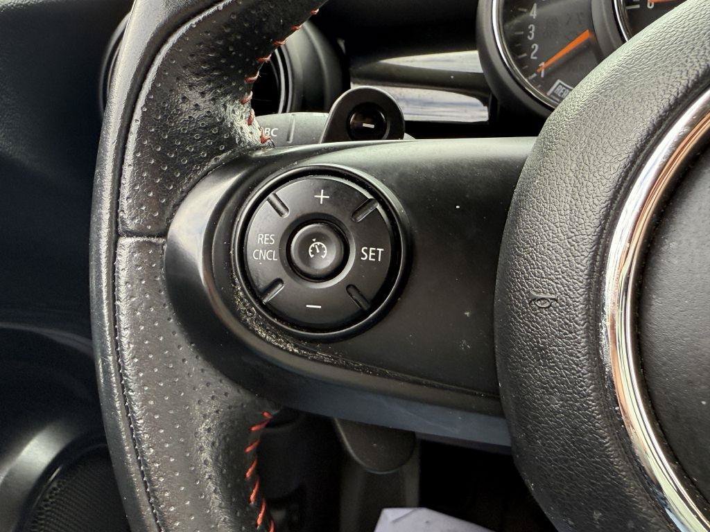 Used 2020 MINI Cooper S FWD image 26