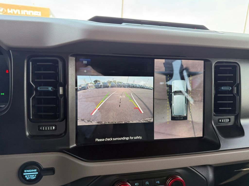 Used 2023 Ford Bronco Wildtrak AWD/4WD image 17