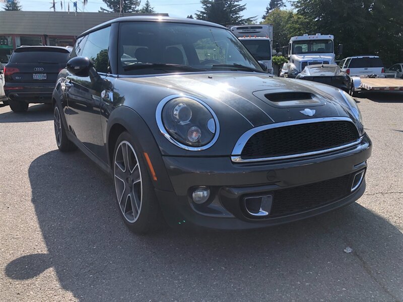 Used 2011 MINI Cooper S FWD image 6