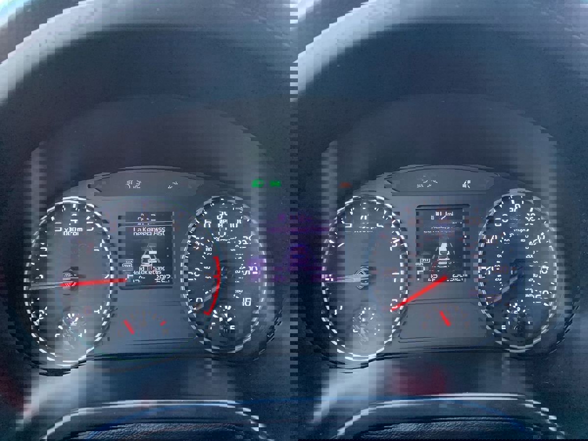 Used 2023 Kia Seltos LX image 18