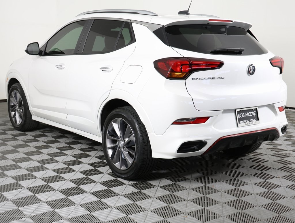 Used 2022 Buick Encore GX Select w/ Sport Touring Package image 6