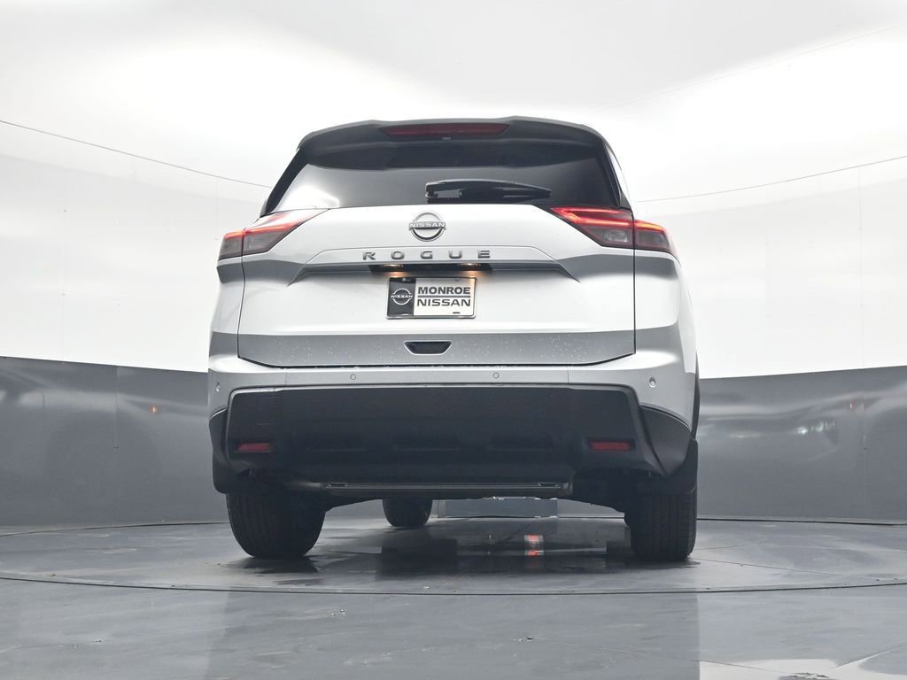 Used 2025 Nissan Rogue S FWD image 20