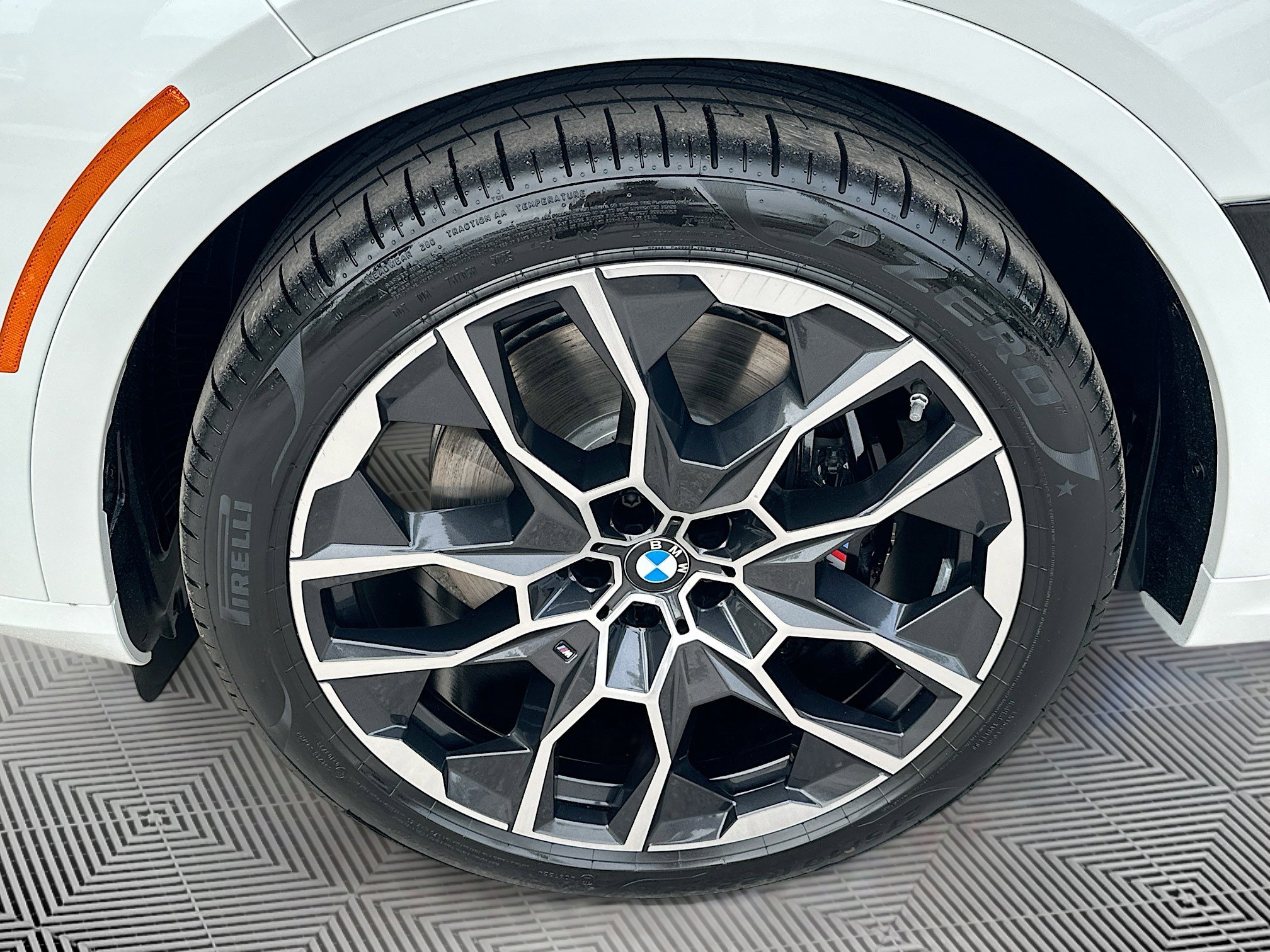 New 2026 BMW X7 M60i image 29