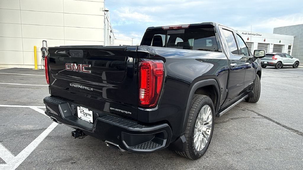Used 2020 GMC Sierra 1500 Denali w/ Denali Ultimate Package AWD/4WD image 3