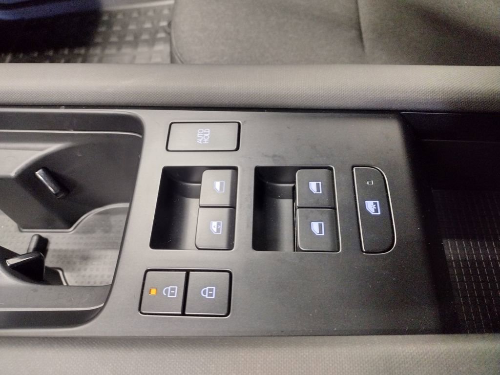 Used 2025 Hyundai Ioniq 6 SE AWD/4WD image 19
