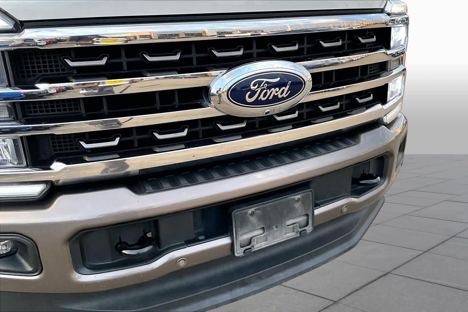 Used 2023 Ford F250 King Ranch w/ FX4 Off-Road Package AWD/4WD image 29
