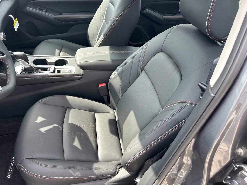 New 2026 Nissan Altima 2.5 SR AWD/4WD image 14