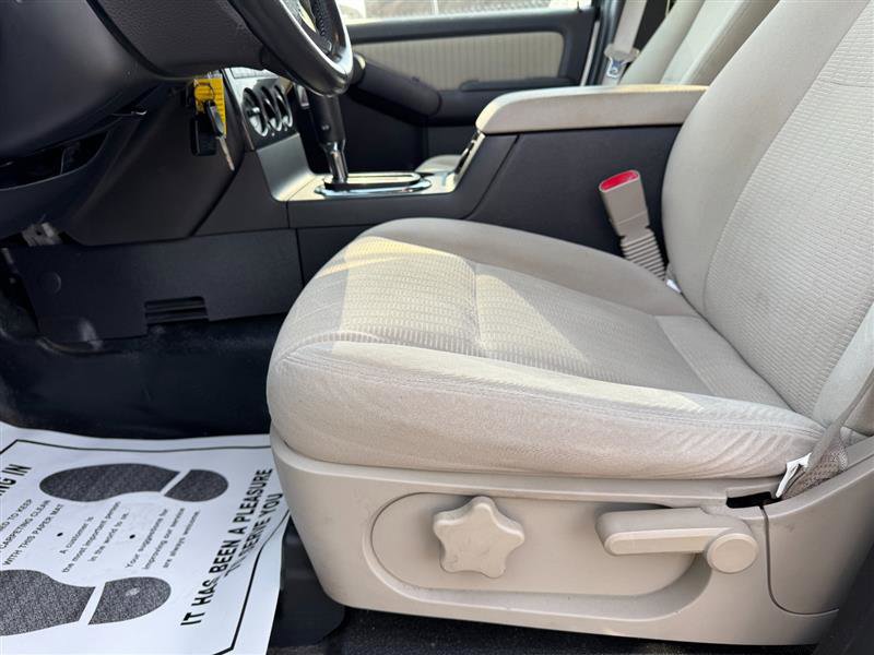 Used 2008 Ford Explorer Sport Trac XLT image 18