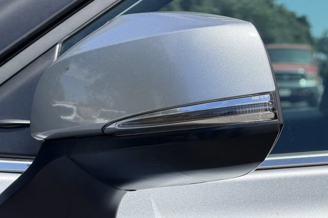 Used 2023 Toyota Highlander XLE FWD image 46