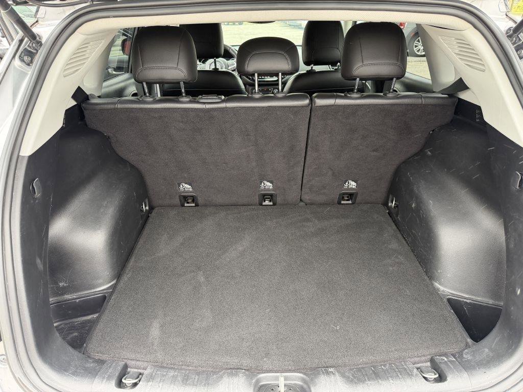 Used 2020 Jeep Compass Latitude FWD image 18