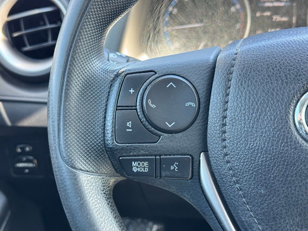 Used 2017 Toyota RAV4 LE image 28