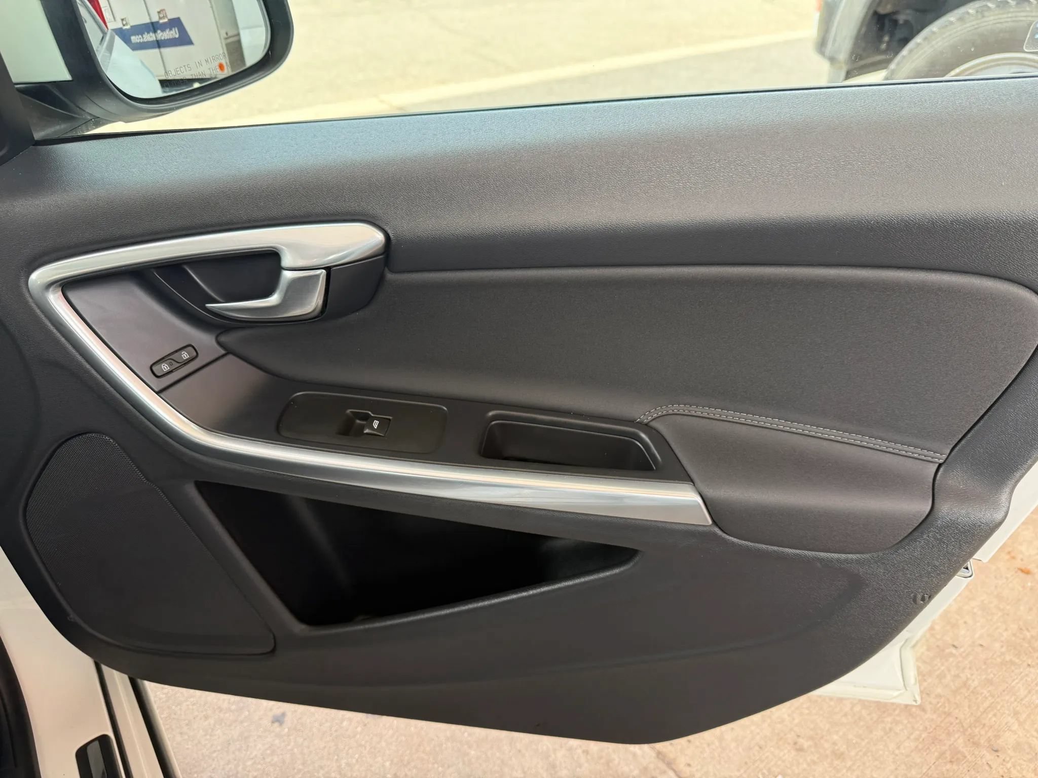 Used 2015 Volvo S60 T5 FWD image 21