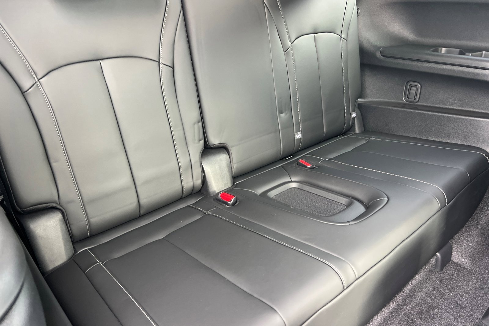 New 2026 INFINITI QX60 Autograph w/ Dark Cargo Package image 16