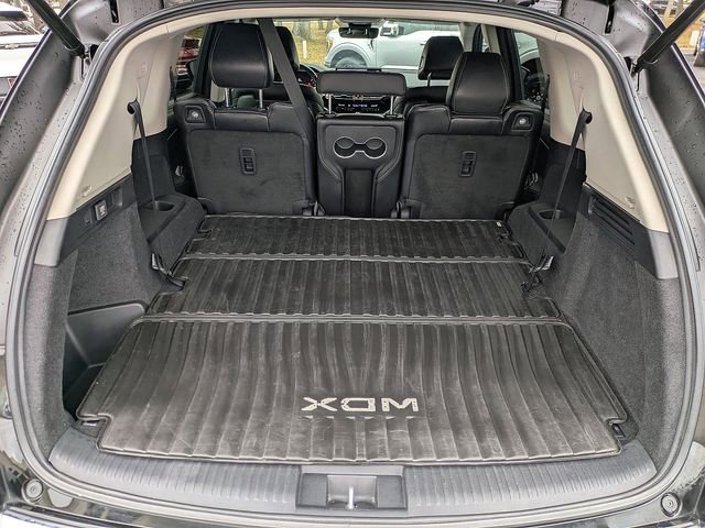 Used 2022 Acura MDX SH-AWD w/ Technology Package image 12