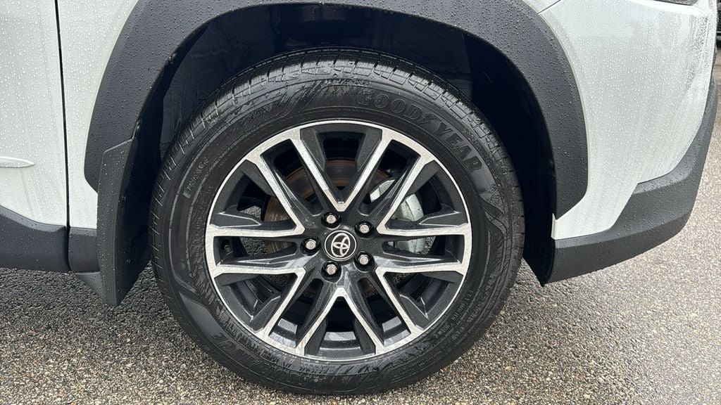 New 2026 Toyota Corolla Cross XLE FWD image 12