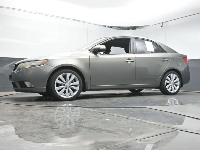 Used 2010 Kia Forte SX FWD image 31