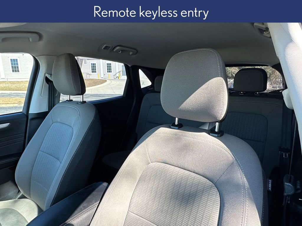 Used 2022 Ford Escape S image 8