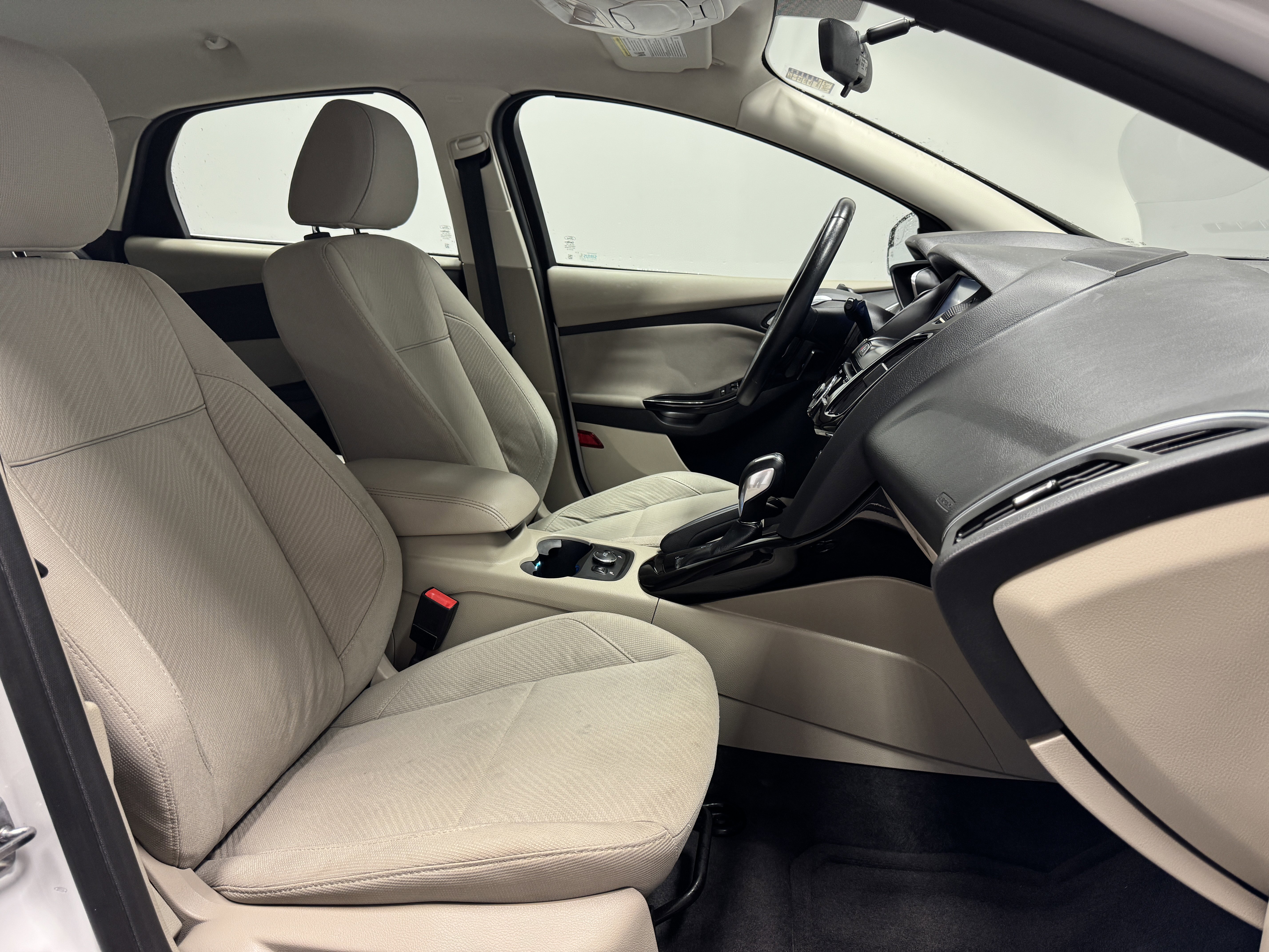 Used 2013 Ford Focus Electric Hatchback image 14