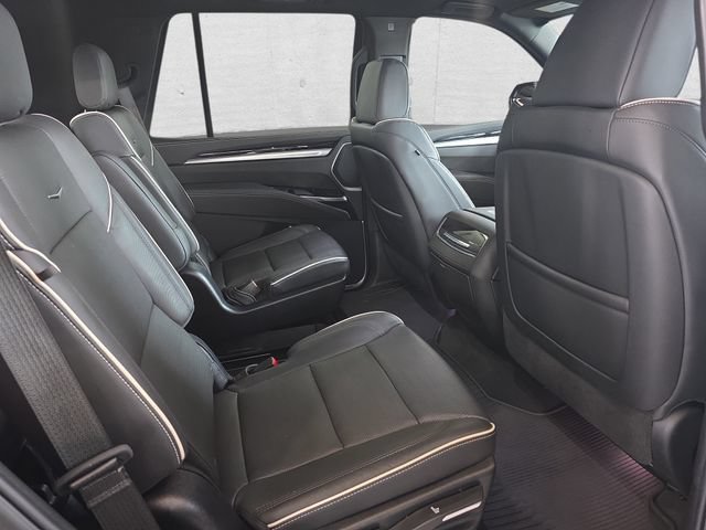 Certified 2025 Cadillac Escalade Sport AWD/4WD image 11