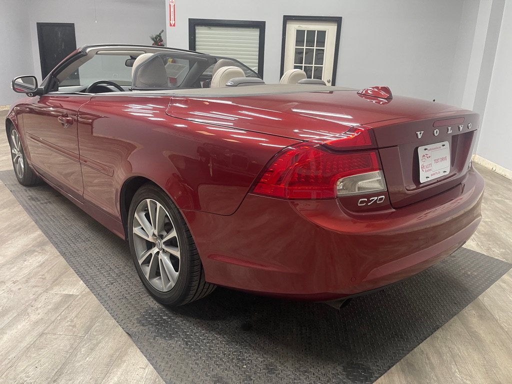 Used 2011 Volvo C70 T5 w/ Convenience Pkg FWD image 11
