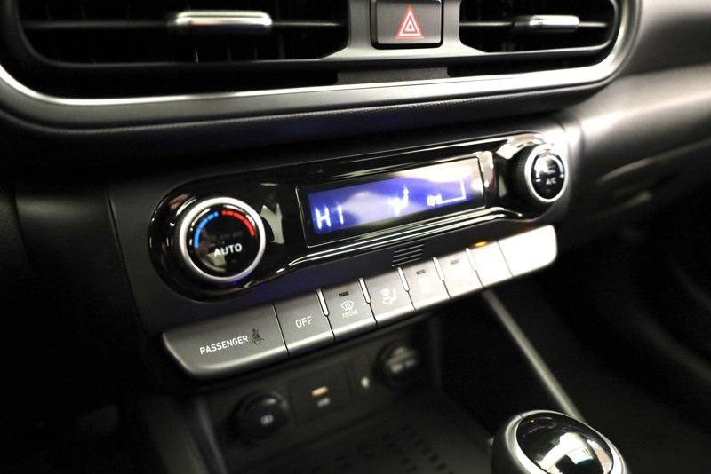 Used 2022 Hyundai Kona SEL w/ Convenience Package image 19